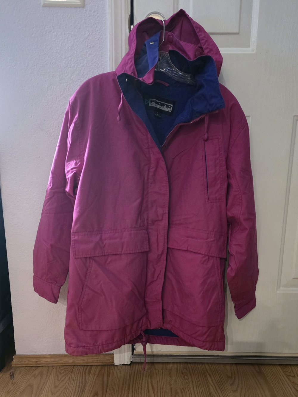 Pacific Trail Women's Large Hooded Puffer Jacket in Magenta